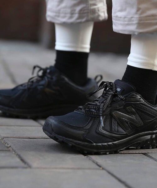 Alternative view of NEW BALANCE MT410 BLACK