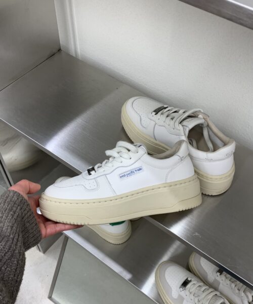 EPT COURT HIGH-OFF WHITE