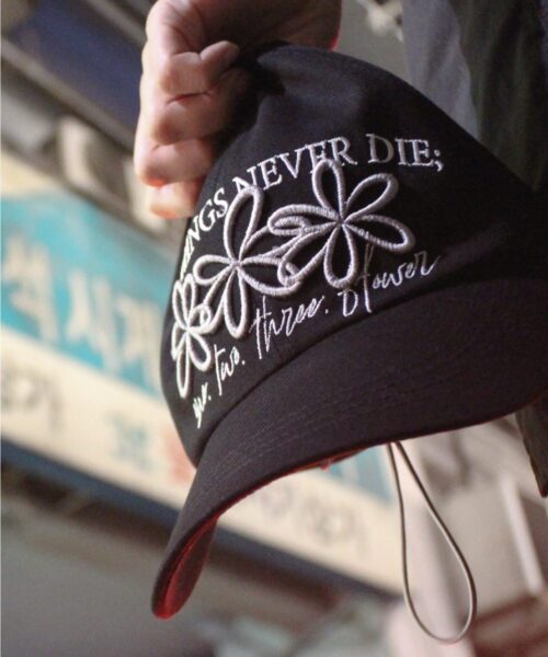 ONGO OLDTHINGS NEVER DIE THREE FLOWER KNOT CAP