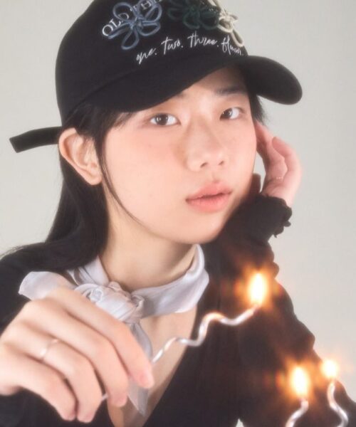 Alternative view of ONGO OLDTHINGS NEVER DIE THREE FLOWER KNOT CAP-COLOR EDITION