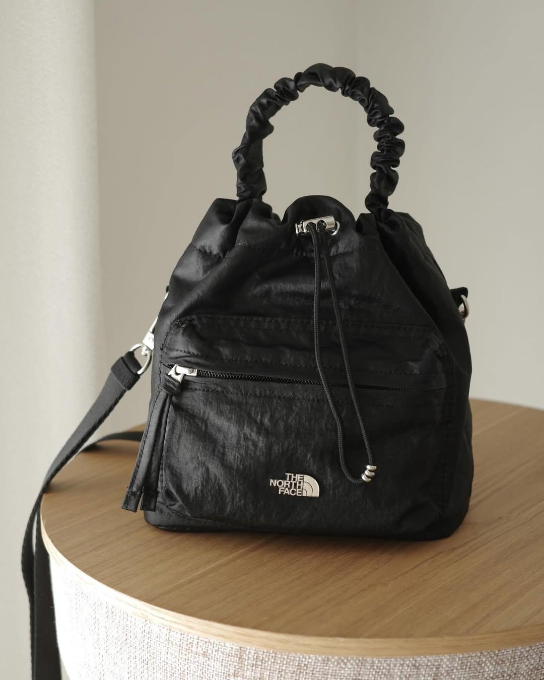 THE NORTH FACE G'S BONNEY BUCKET BAG-4 colors - Image 4