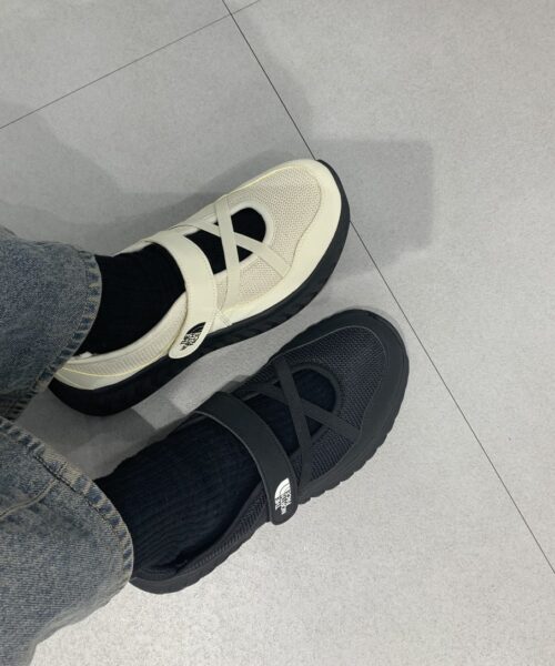 Alternative view of THE NORTH FACE W MARTIS MARY JANE-4 colors