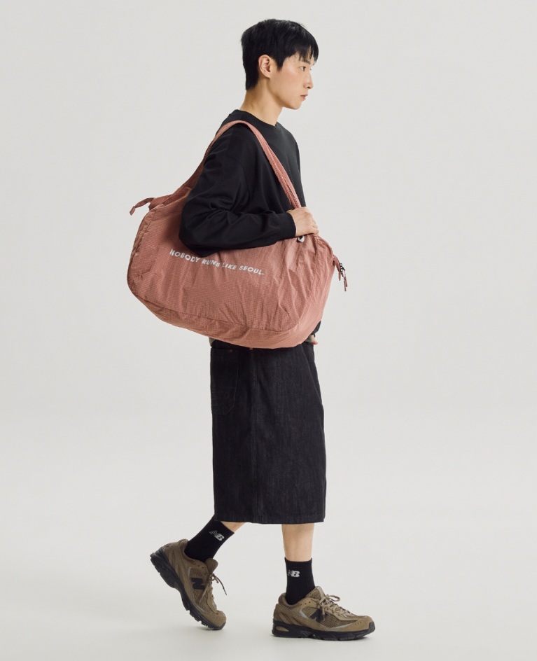NEW BALANCE SEOUL EXCLUSIVE CARRIER BAG-3 colors - Image 7