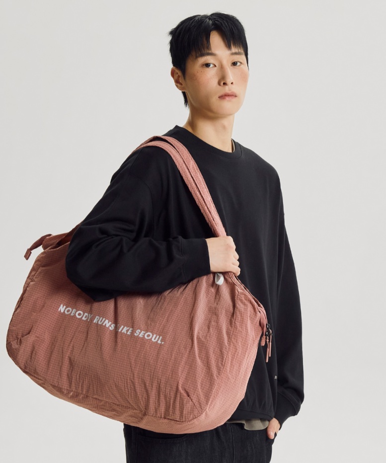 NEW BALANCE SEOUL EXCLUSIVE CARRIER BAG-3 colors - Image 6